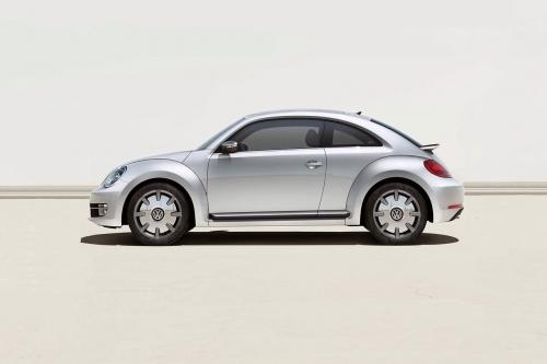 Volkswagen Beetle Premium Package (2014) - picture 1 of 2