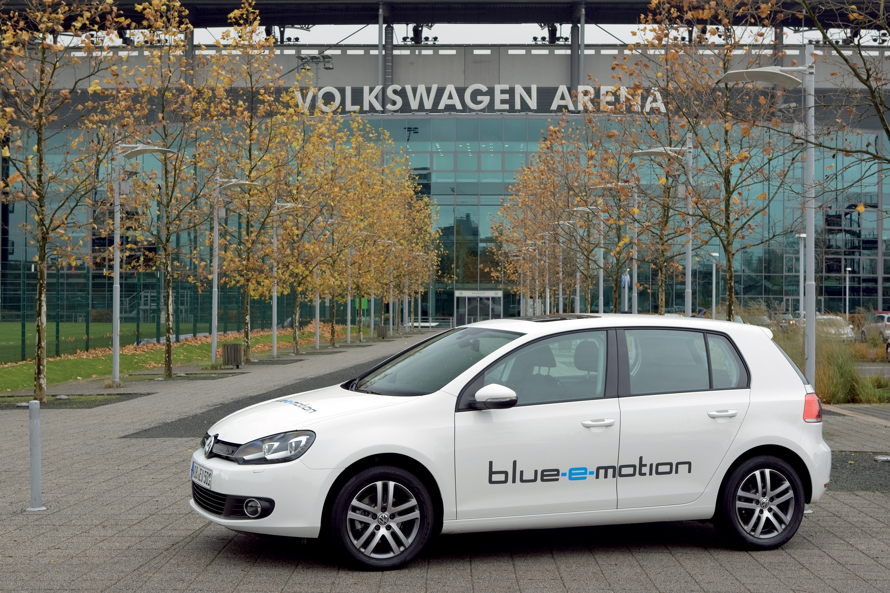 Volkswagen Golf Blue-E-Motion