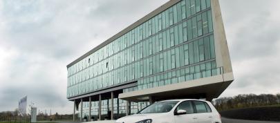 Volkswagen Golf Blue-E-Motion (2014) - picture 7 of 19