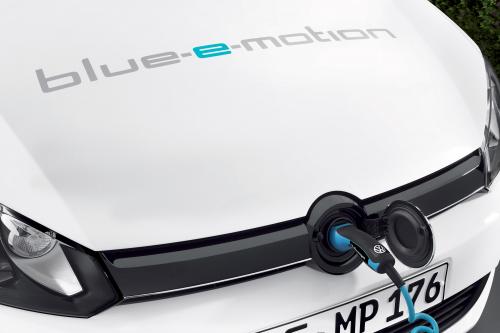 Volkswagen Golf Blue-E-Motion (2014) - picture 16 of 19