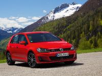 Volkswagen Golf GTD (2014) - picture 7 of 26