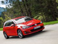 Volkswagen Golf GTD (2014) - picture 8 of 26