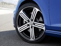 Volkswagen Golf VII R (2014) - picture 14 of 18