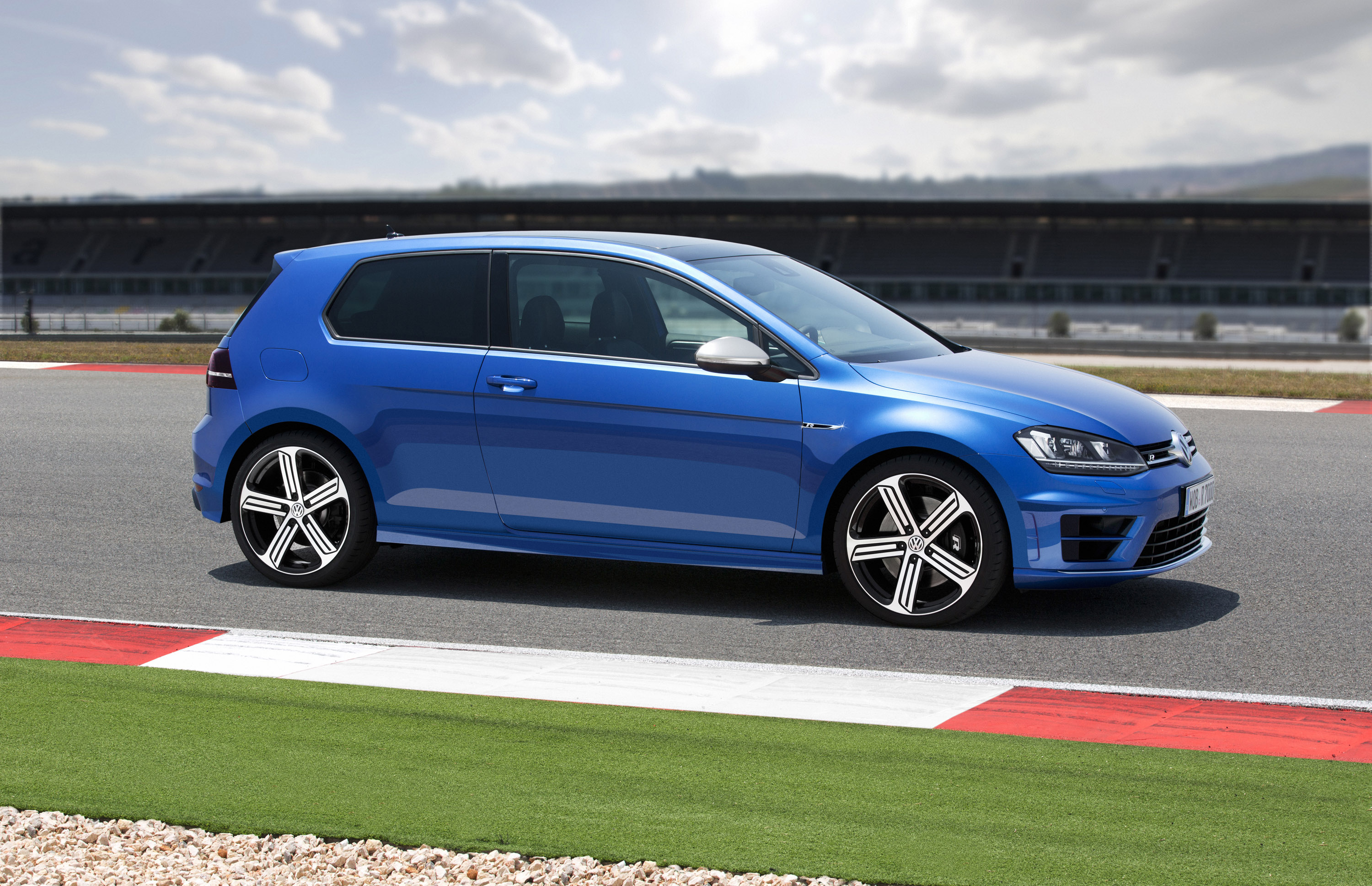 Volkswagen Golf VII R