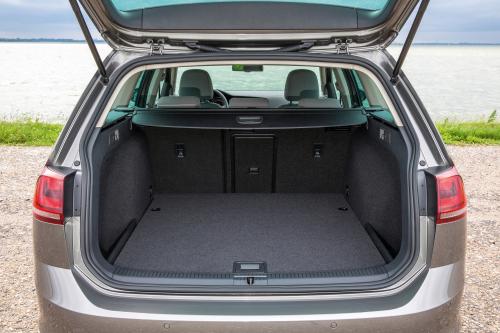 Volkswagen Golf VII Variant (2014) - picture 8 of 12