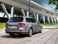 Volkswagen Golf VII Variant (2014) - picture 2 of 12