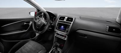 Volkswagen Polo (2014) - picture 12 of 19