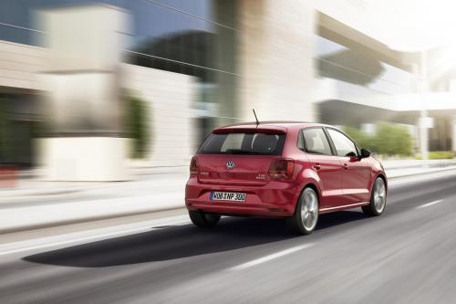 Volkswagen Polo (2014) - picture 9 of 19