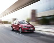 Volkswagen Polo (2014) - picture 3 of 19