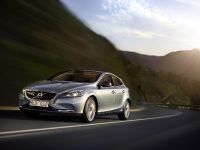 Volvo V40 (2014) - picture 4 of 7