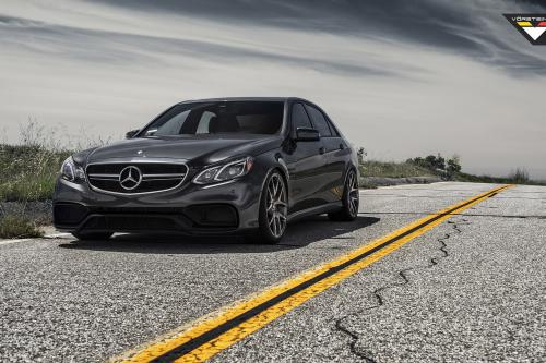 Vorsteiner Mercedes-Benz E63 AMG S 4Matic (2014) - picture 1 of 9