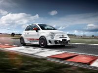 Abarth 595 Yamaha Factory Racing Edition (2015) - picture 1 of 3