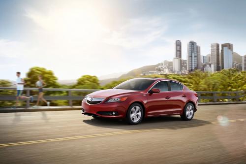 Acura ILX (2015) - picture 1 of 2