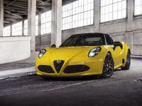 Alfa Romeo 4C Spider (2015) - picture 1 of 12