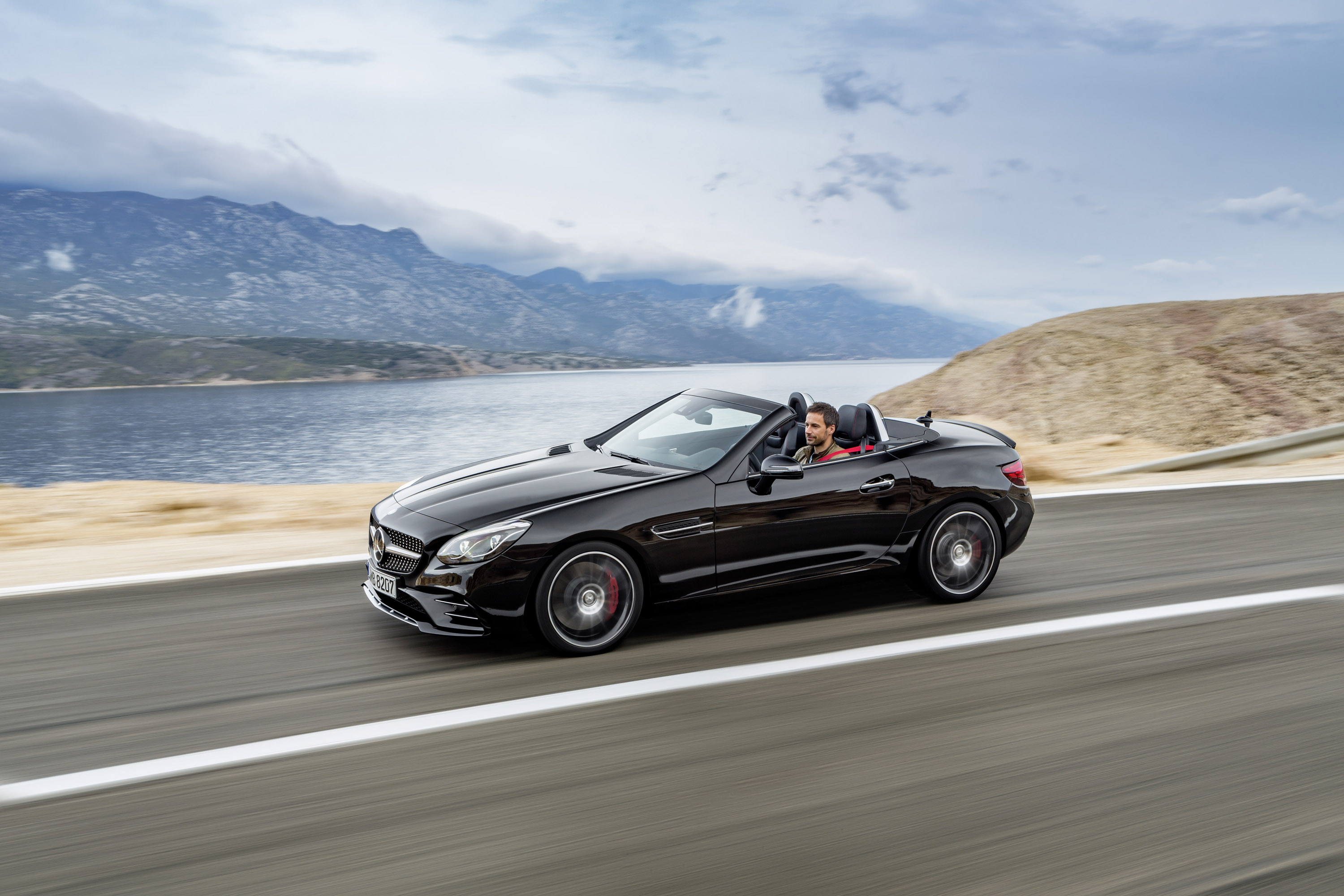 AMG Mercedes-Benz SLC 43