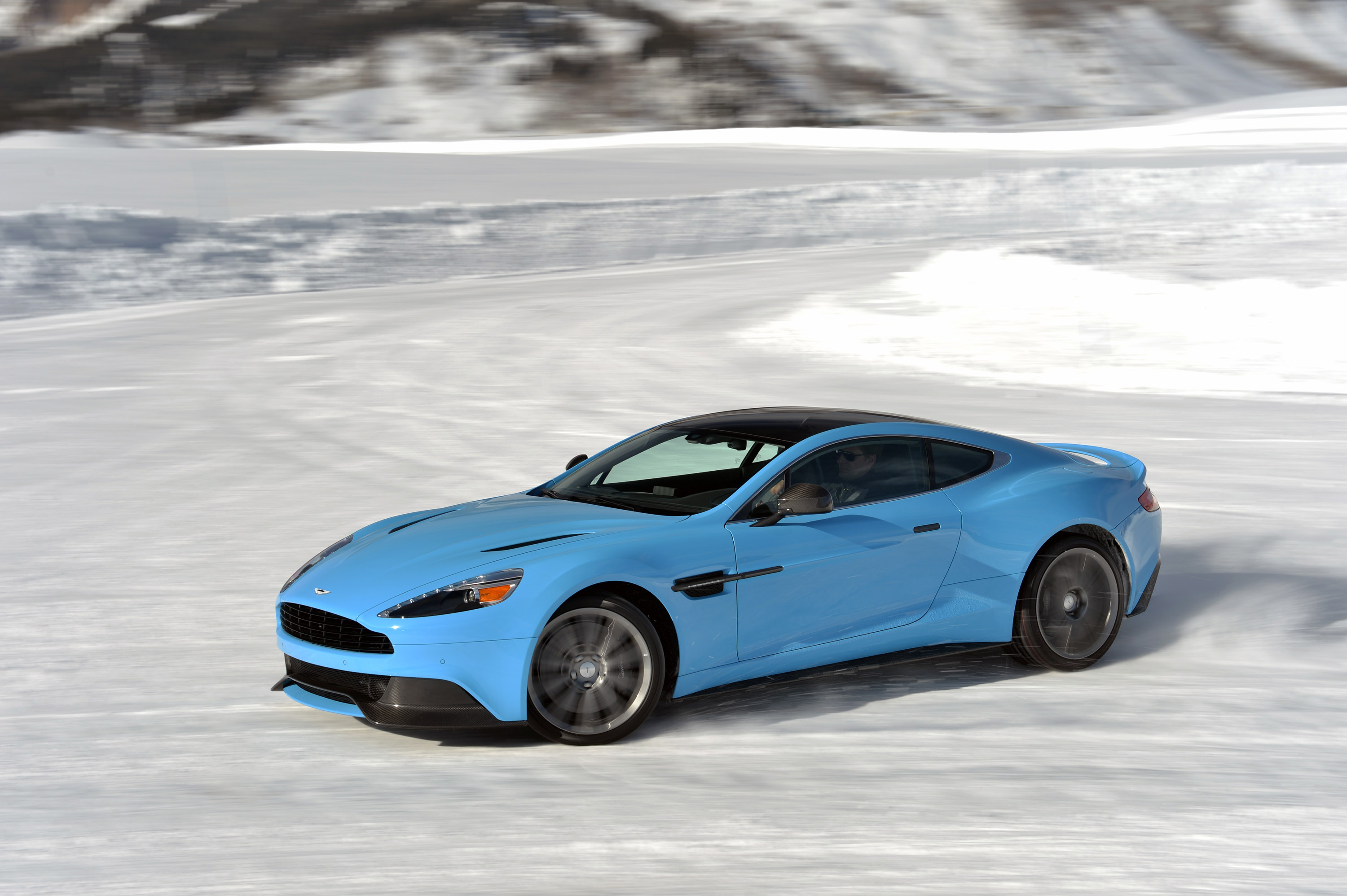 Aston Martin On Ice