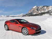 Aston Martin On Ice (2015) - picture 7 of 27