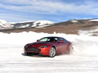 Aston Martin On Ice (2015) - picture 11 of 27