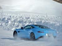 Aston Martin On Ice (2015) - picture 18 of 27