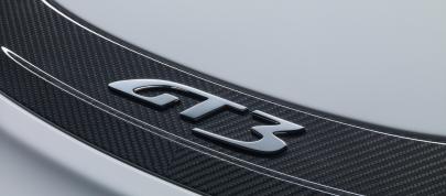 Aston Martin Vantage GT3 Special Edition (2015) - picture 7 of 22