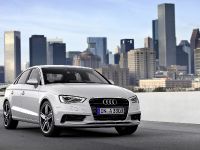 Audi A3 Sedan (2015) - picture 2 of 19