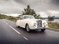Bentley Continental Evolution of an Icon (2015) - picture 5 of 21