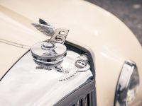 Bentley Continental Evolution of an Icon (2015)