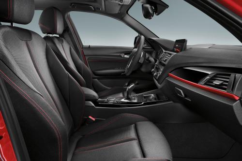 BMW 1 Series (2015) - picture 32 of 33