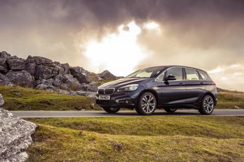 BMW 2-Series Active Tourer (2015) - picture 32 of 87