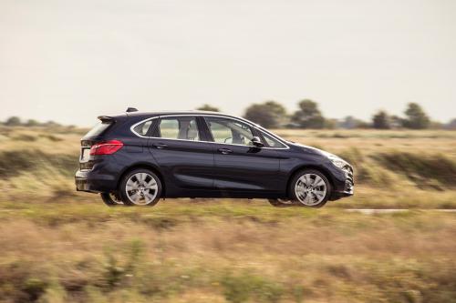 BMW 2-Series Active Tourer (2015) - picture 40 of 87