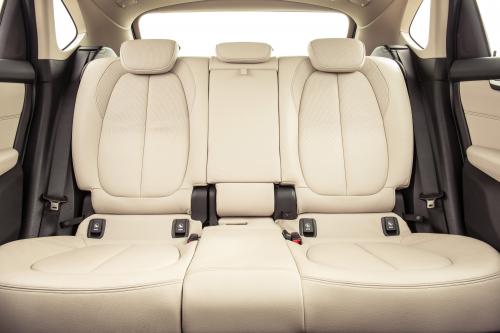 BMW 2-Series Active Tourer (2015) - picture 64 of 87