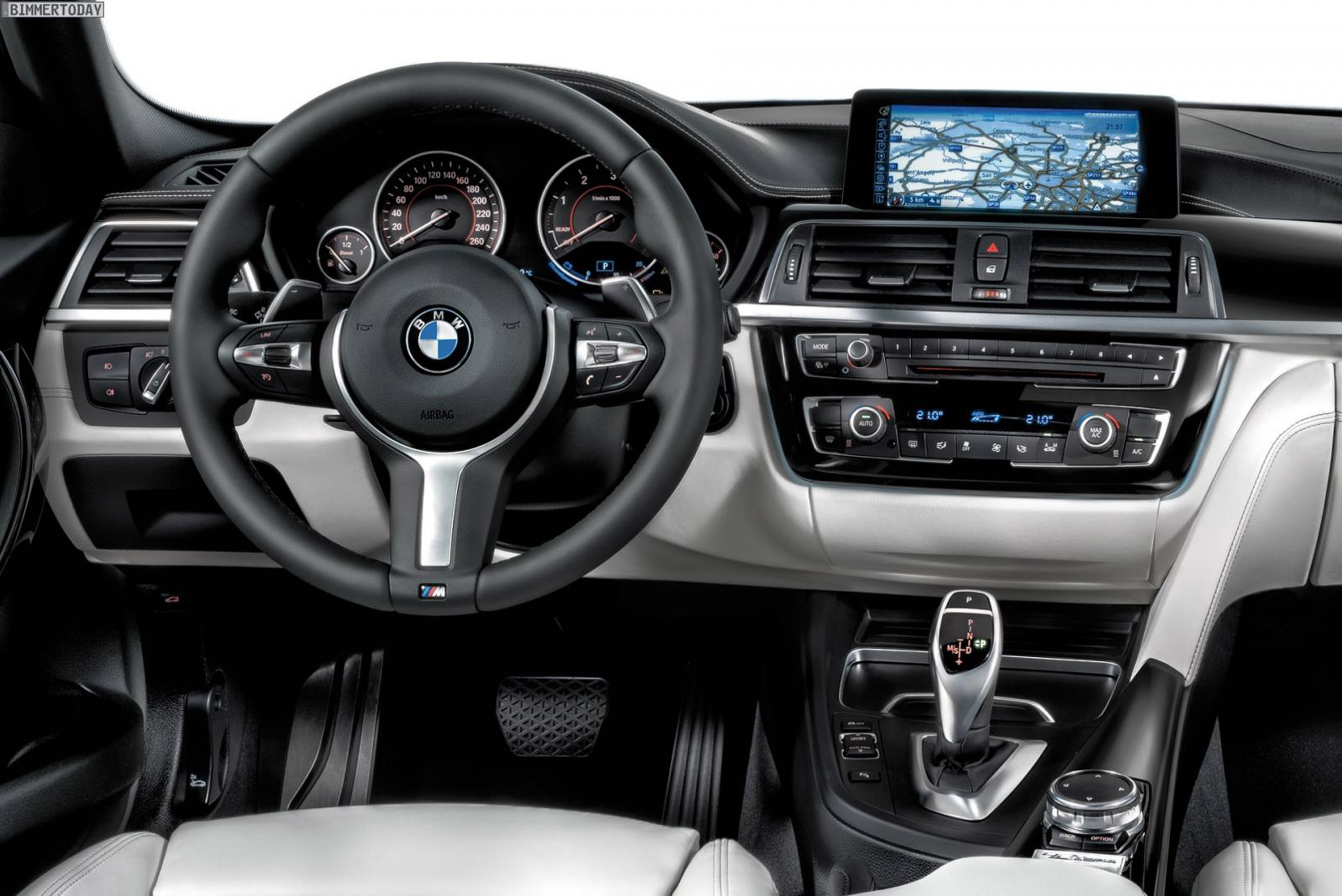 BMW 320d xDrive Touring 40 Years Edition