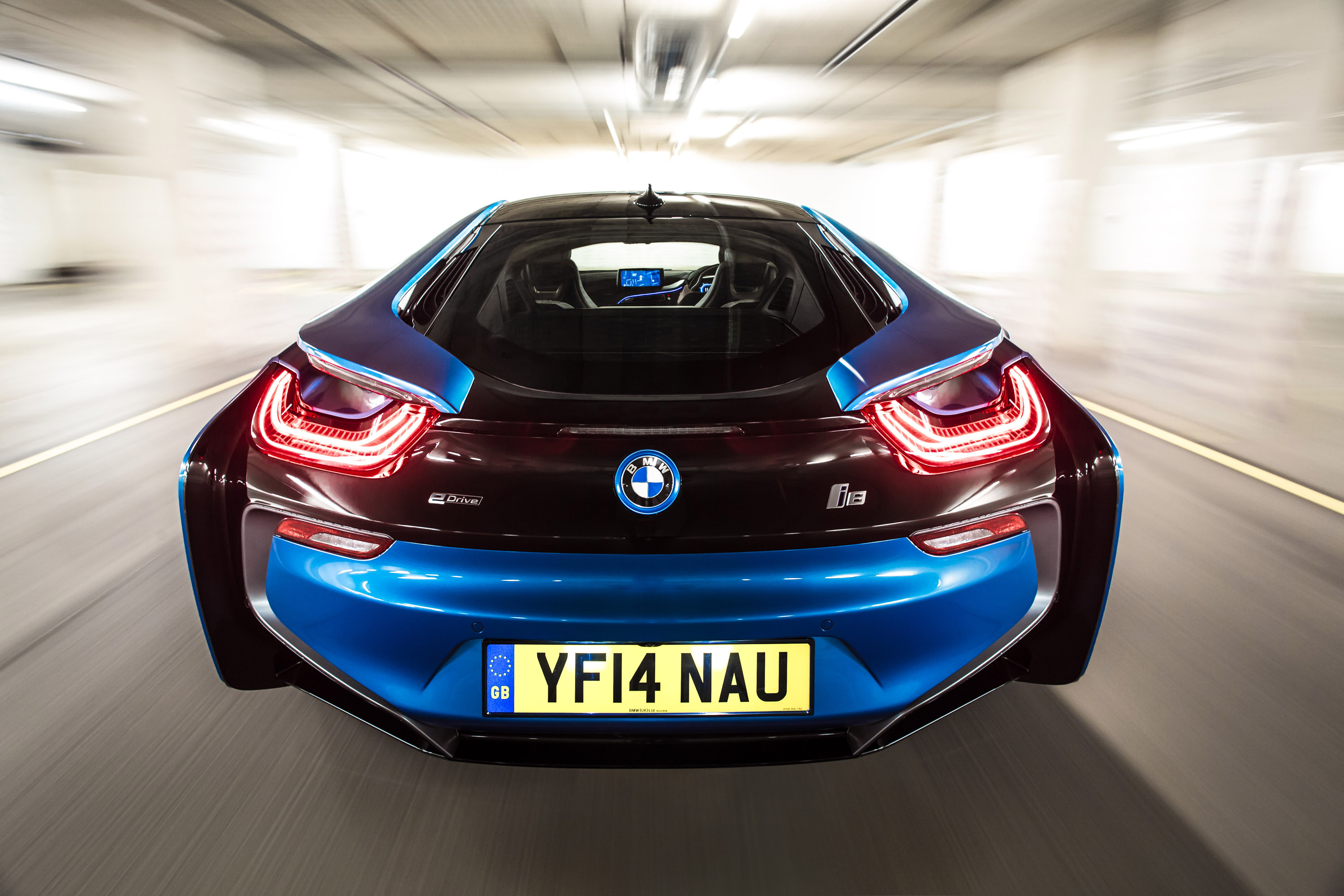 BMW i8 UK