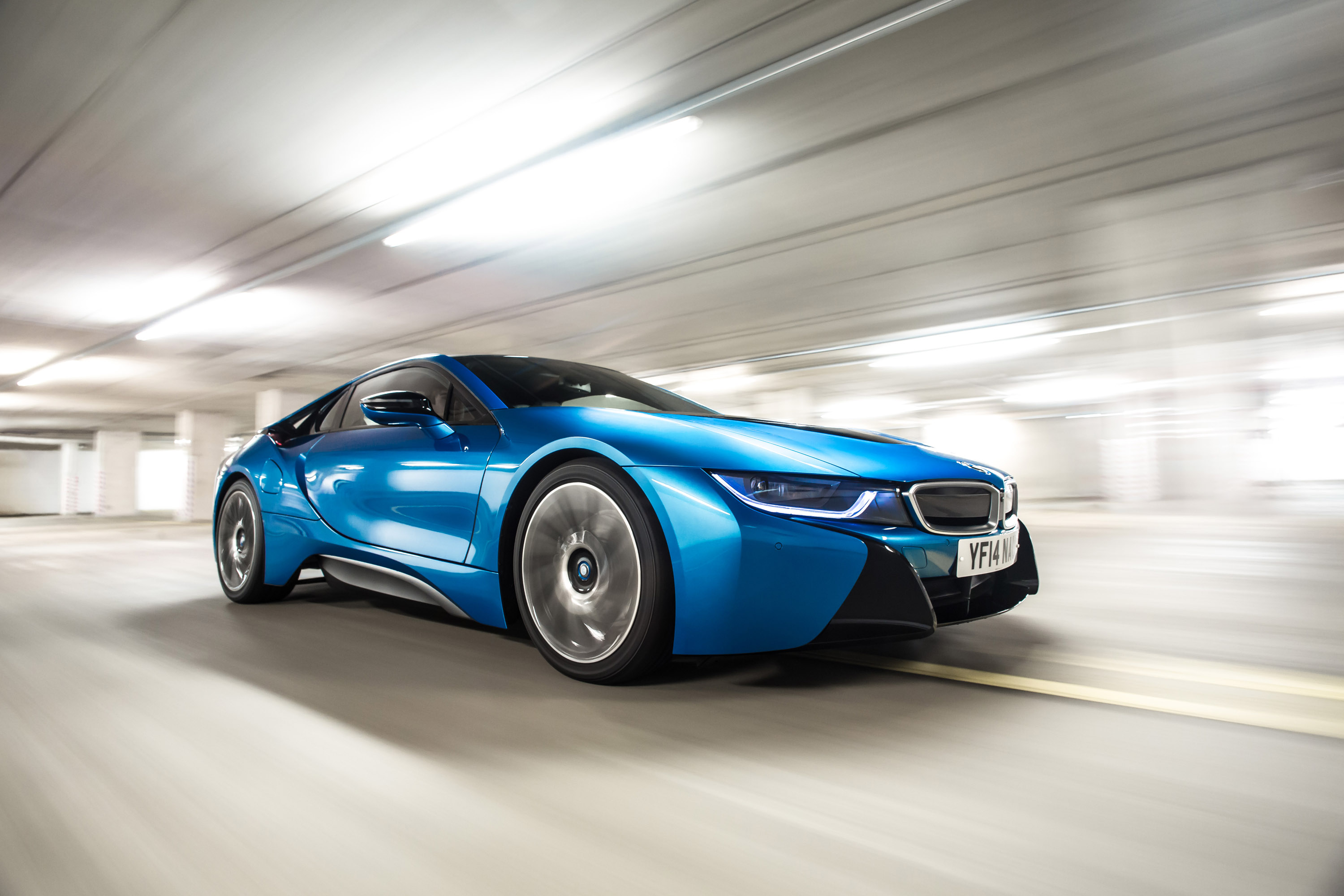 BMW i8 UK