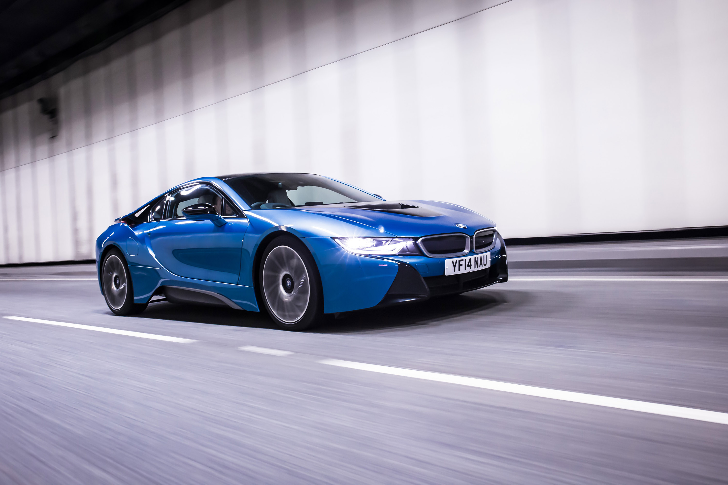 BMW i8 UK