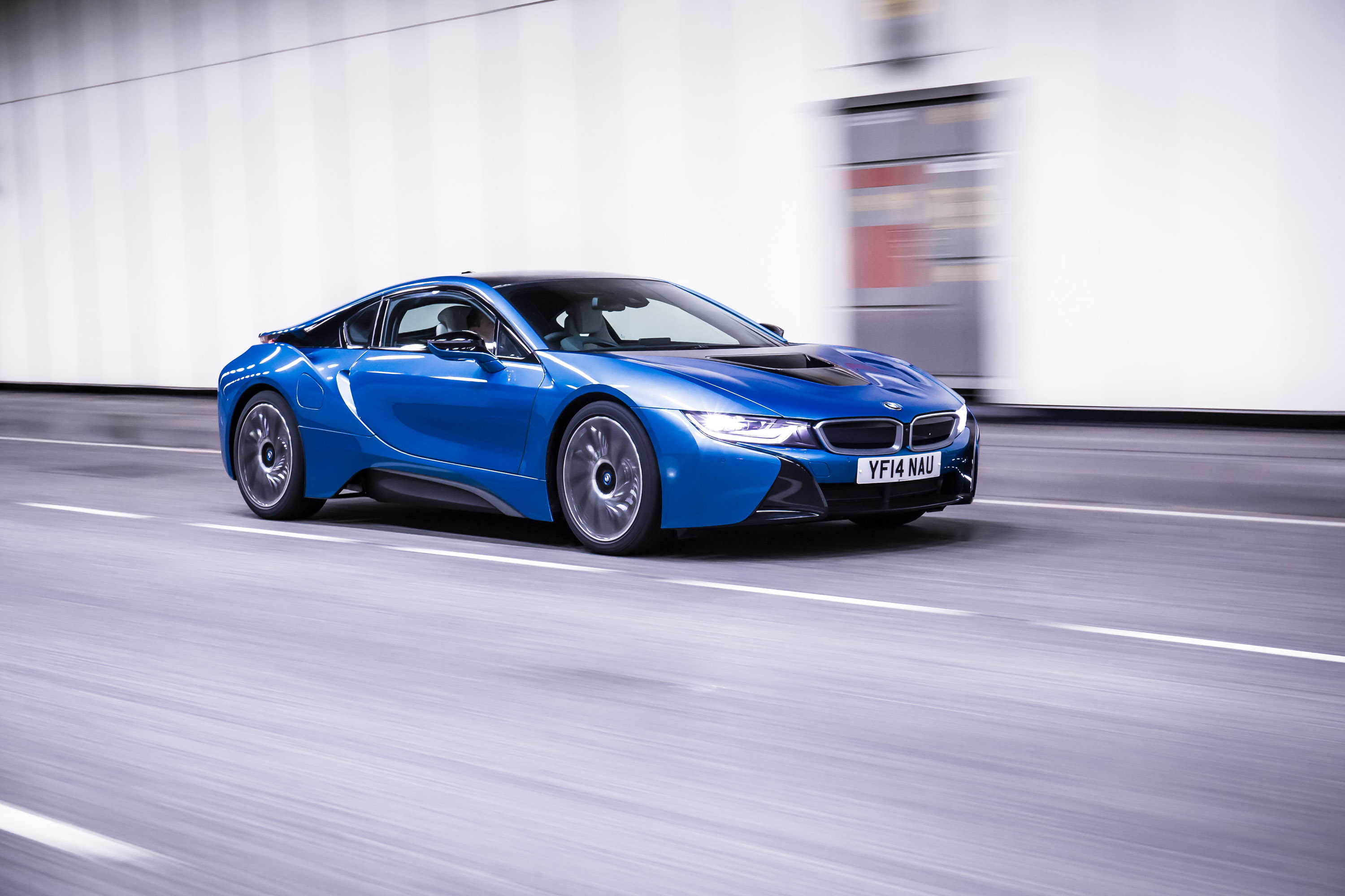 BMW i8 UK