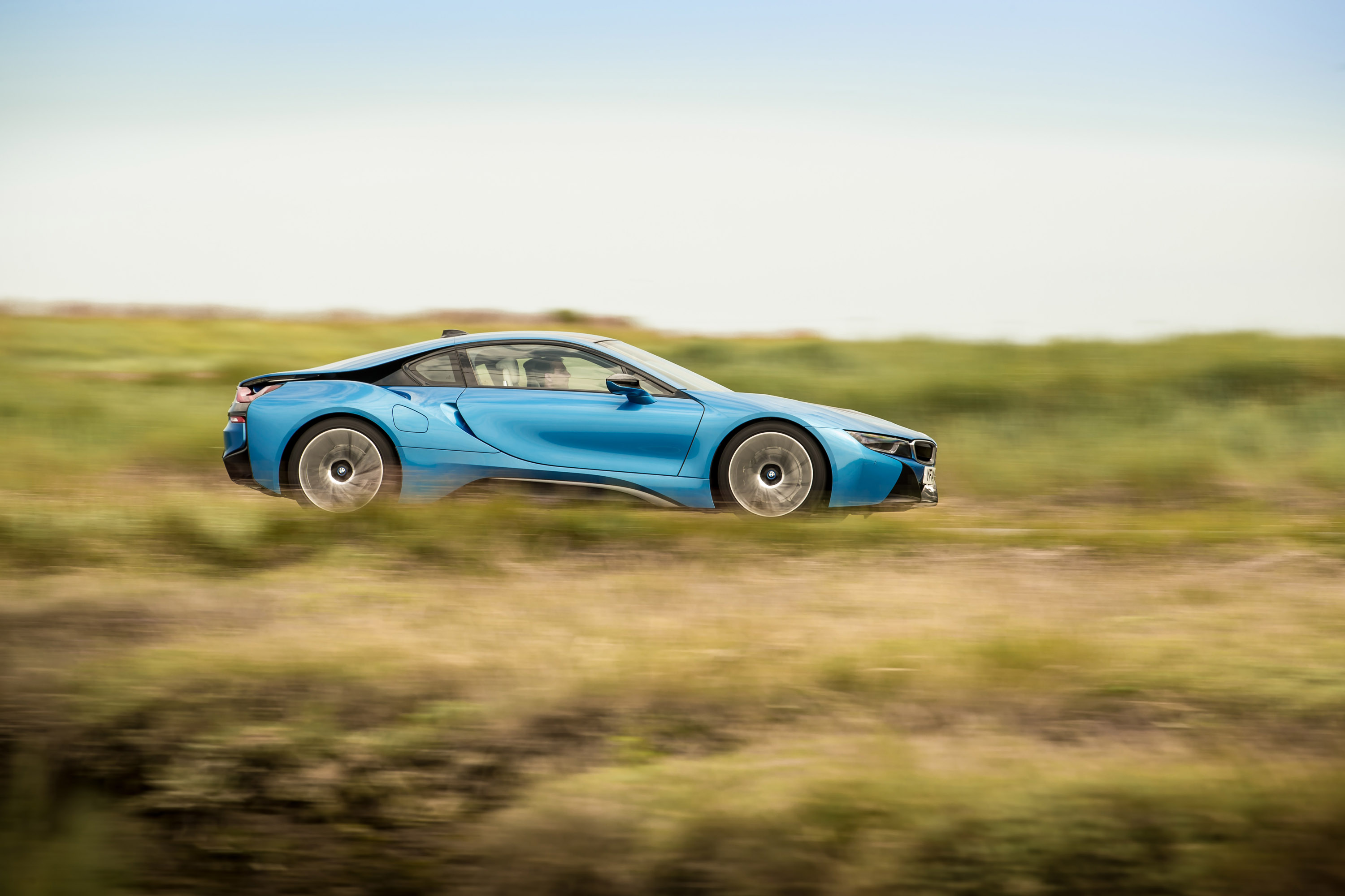 BMW i8 UK