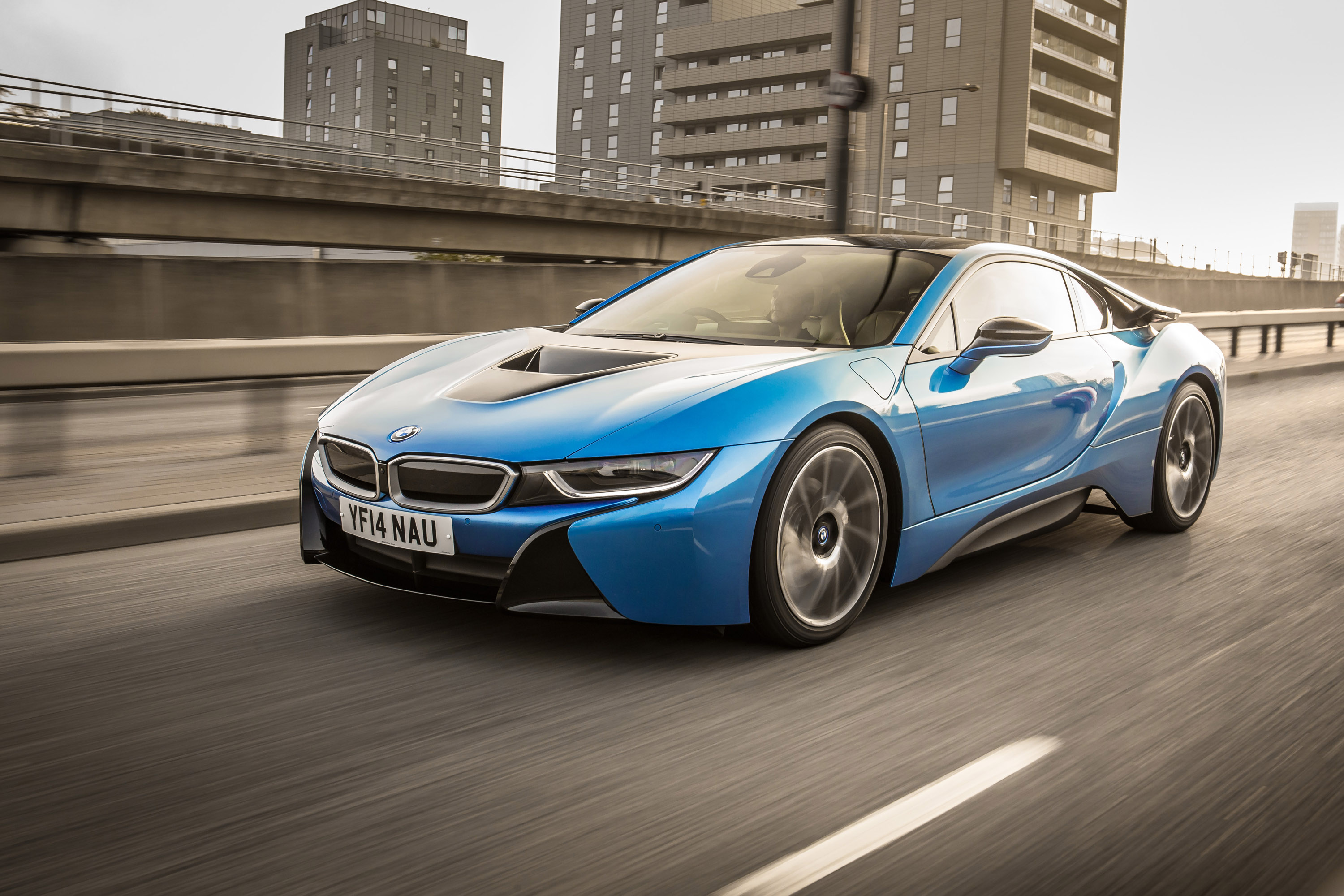 BMW i8 UK