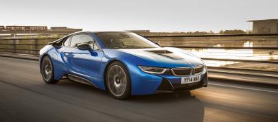 BMW i8 UK (2015) - picture 12 of 50