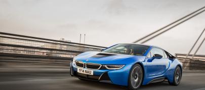 BMW i8 UK (2015) - picture 23 of 50