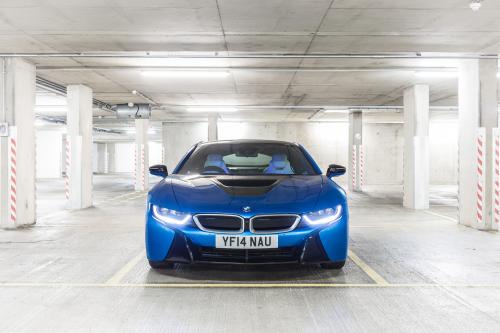 BMW i8 UK (2015) - picture 8 of 50