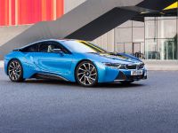 BMW i8 UK (2015) - picture 3 of 50