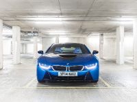 BMW i8 UK (2015) - picture 8 of 50
