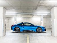 BMW i8 UK (2015) - picture 11 of 50