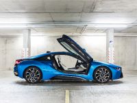 BMW i8 UK (2015) - picture 13 of 50