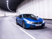 BMW i8 UK (2015) - picture 19 of 50