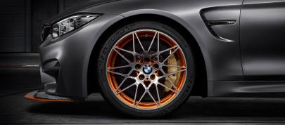 BMW M4 GTS Concept (2015) - picture 7 of 13