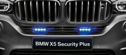 BMW X5 Security Plus (2015) - picture 4 of 10