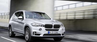BMW X5 xDrive40e (2015) - picture 4 of 32
