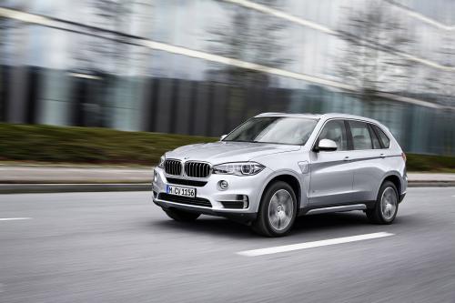 BMW X5 xDrive40e (2015) - picture 9 of 32